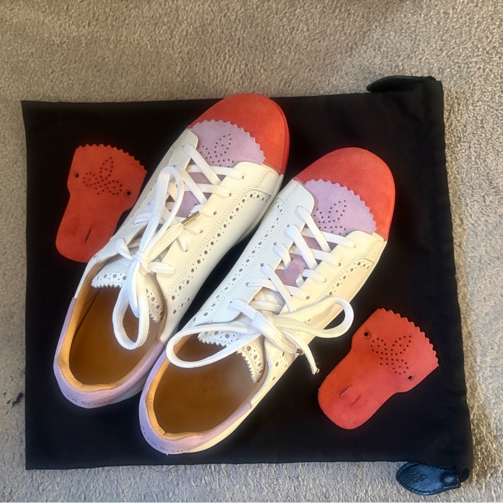 The Office Of Angela Scott Elliott Sneaker, size 41